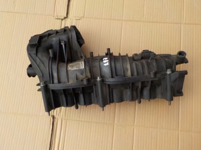 Коллектор впускной  bmw e87 2,0 d 7798885 фото №1