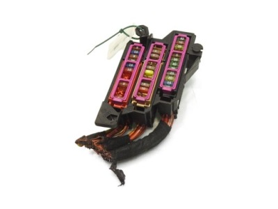 Коробка предохранителей audi a1 8x 1.6 tdi 8k0971845 фото №1