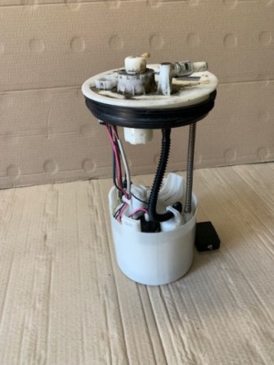 Honda insight 2010r насос топлива фото №1