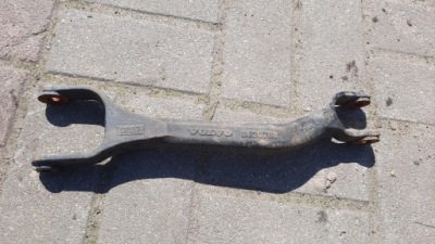 Важіль задній правий задня volvo xc90 8630783 фото №1