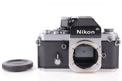Analogowa lustrzanka Nikon F2 + pryzmat DP-1