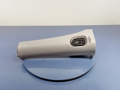 Almera tino v10 решітка обдув права 682114u200 фото №1