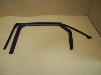 GASKET GLASS DOOR LEFT REAR PEUGEOT 3008 II  