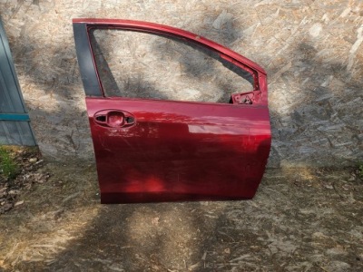 Toyota yaris 3 дверь перед правое передние фото №1