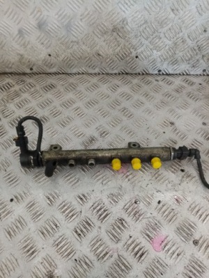 Молдинг упорскування opel vectra c 0445214056 фото №1