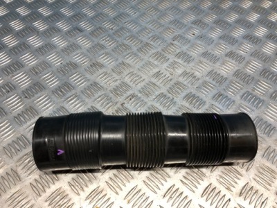 Mercedes w126 купе sec 500 m117 труба шланг повітрозабірник повітря 1170940382 фото №1