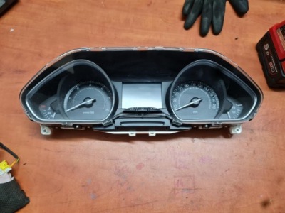 Peugeot 208 2008 счетчик фото №1