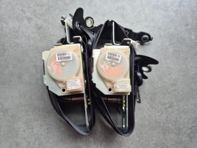 Ремінь безпеки правий ліве перед jeep grand cherokee wk2 рестайлінг фото №1