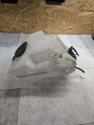 Бачок жидкость do омывателя prius ii фото №1