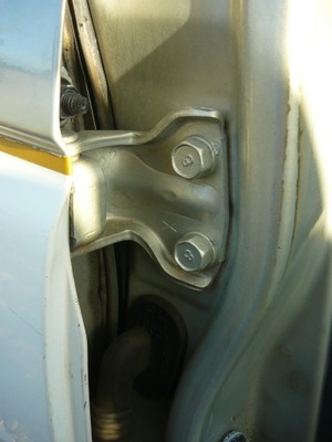 Петли дверь pajero ii long фото №1