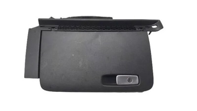 Audi a1 8x бардачок пассажира europa 14 r фото №1