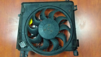 Вентилятор opel zafira b 2.2b 0130303304 фото №1