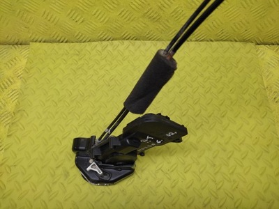 Mazda 6 замок двері правий задня фото №1