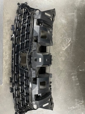 Решётка радиатора toyota yaris cross чёрный блеск фото №1