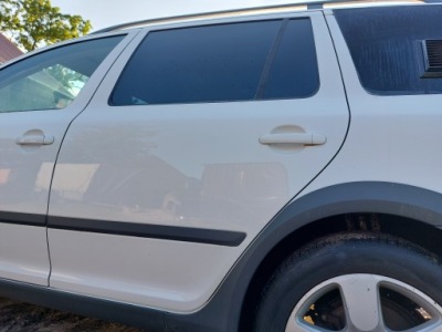 Skoda octavia ii двері лівий задня kombi lf9e фото №1