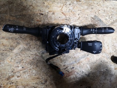 Kadjar перемикач pod кермо 255678341r фото №1