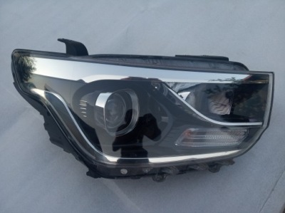 Hyundai h1 лампа права 2018 -- стан bdb фото №1