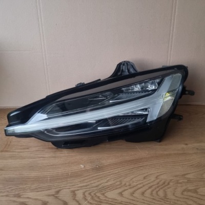 Volvo s60 v60 2 full led high beam фара ліва перед 2018 2019 2020 фото №1