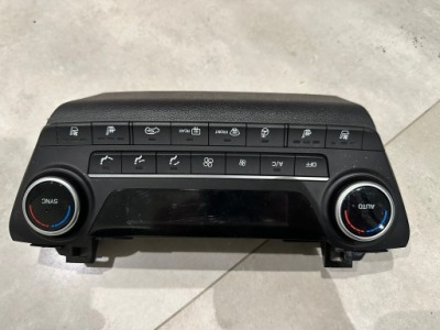 Панель кондиціонера обдув hyundai tucson iii 97250-d7fj0 фото №1
