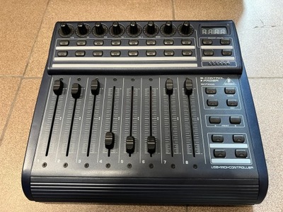 Kontroler Behringer Pro B-Control Fader BCF2000