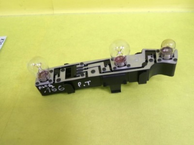 Вкладыш лампы правый задний  alfa romeo 166 nr484 фото №1