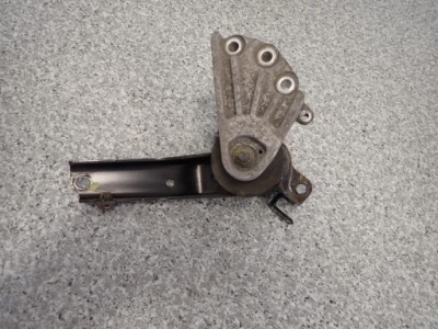 Suzuki swift iv mk7 10- 1,2 подушка перед правая кронштейн фото №1