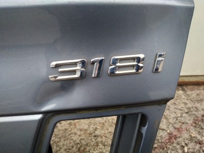 BMW E46 znaczek klapy tył emblemat model 318i