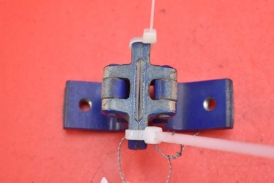 Петля петли крышки skoda fabia 2 ii 5d hb 07-10 фото №1