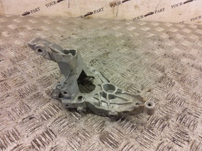 Peugeot partner 2017 кронштейн генератора фото №1