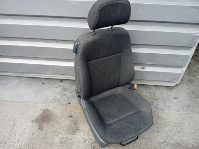 Сиденье пассажира правая  opel astra 3 h gtc 3d фото №1