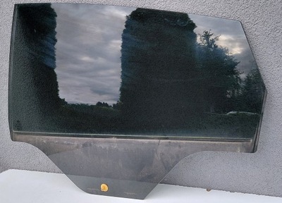 Стекло правый задняя ford fiesta mk7 2010r фото №1