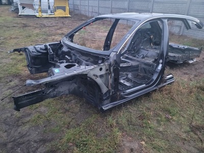 Audi a4 b8 четверть левая перед подкрылок фото №1