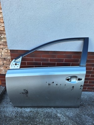 Toyota auris ii дверь перед левая фото №1