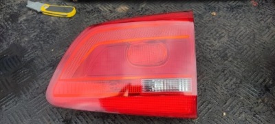 Лампа w крышка правая оригинал vw touran 1t0945094 фото №1