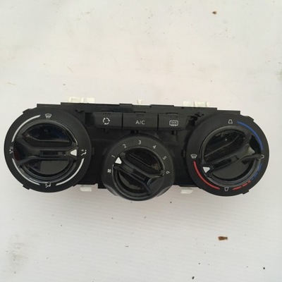 Панель кондиционера peugeot 208 фото №1