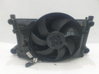 Pas передній радіатор mercedes w203 a2035000293kz фото №1