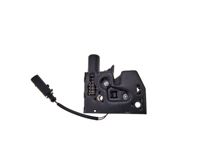 Audi q3 8u 2011 - 15 замок капот 1 фото №1