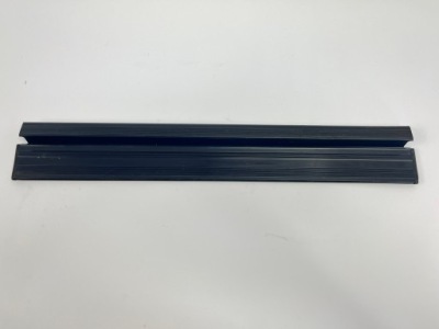 Молдинг поріг накладка поріг mercedes w124 права ліва задній 85-89r niebieski фото №1