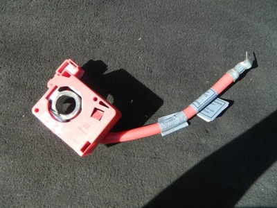 Bmw e81 e87 клема плюсова 9130879 фото №1