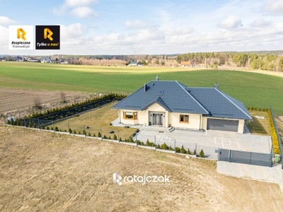 Dom, Strzepcz, Linia (gm.), 165 m²