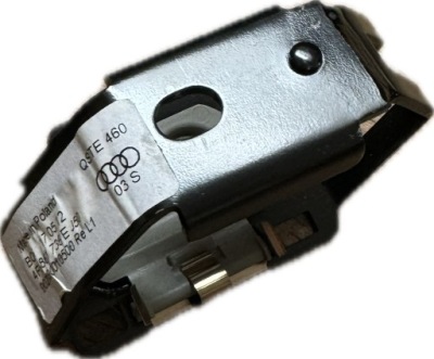 Ушко шторка сетка багажника audi q7 4l 4f9861736e фото №1