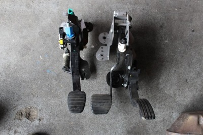 Renault scenic iii 1.4 комплект педалей europa фото №1