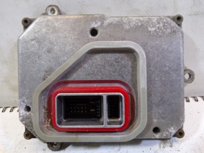 Преобразователь ксенон левая vovlvo v50 1307329098 фото №1