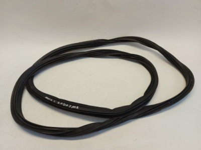 Ford mustang mach-e прокладка крышки багажника фото №1