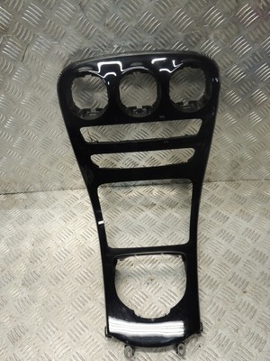 Mercedes w205 туннель средний a2056805107 фото №1