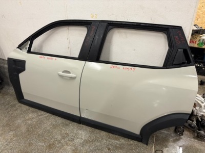 Dacia duster iii дверь левая передние левый перед полный eu. oryg. b2 2 фото №1