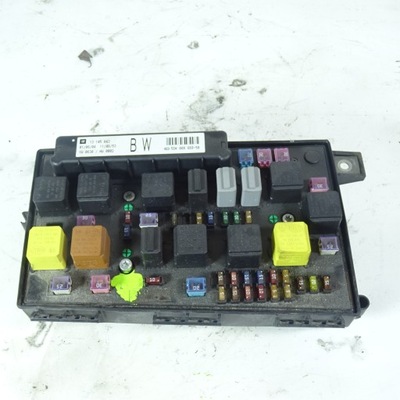 Opel astra h 1.4b коробка предохранителей 13145043 фото №1