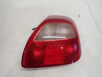 Лампа задняя задняя правая toyota mr2 53-09303 фото №1