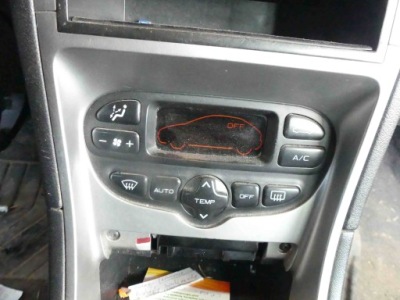 Консоль панель обдув peugeot 307 96430991xt фото №1