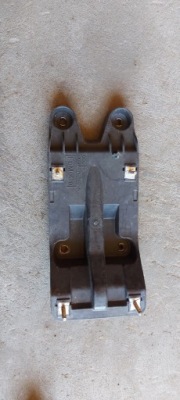 Fusion 13- кронштейн аккумулятор америка dg9p7c280a фото №1